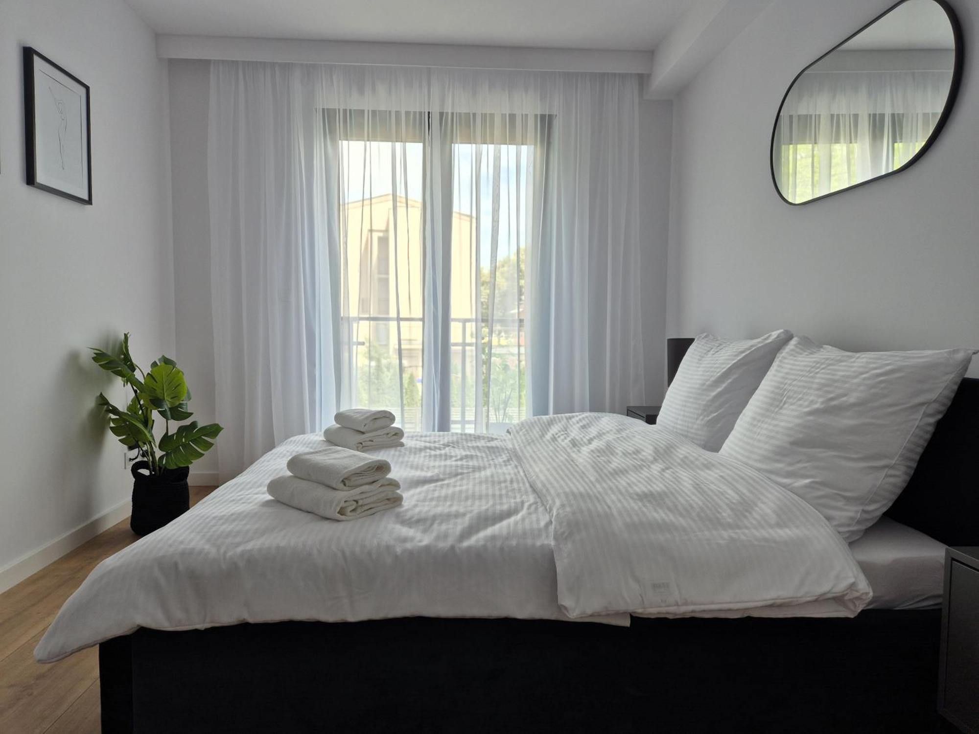 Willa Raclawicka Apartments Познан Екстериор снимка