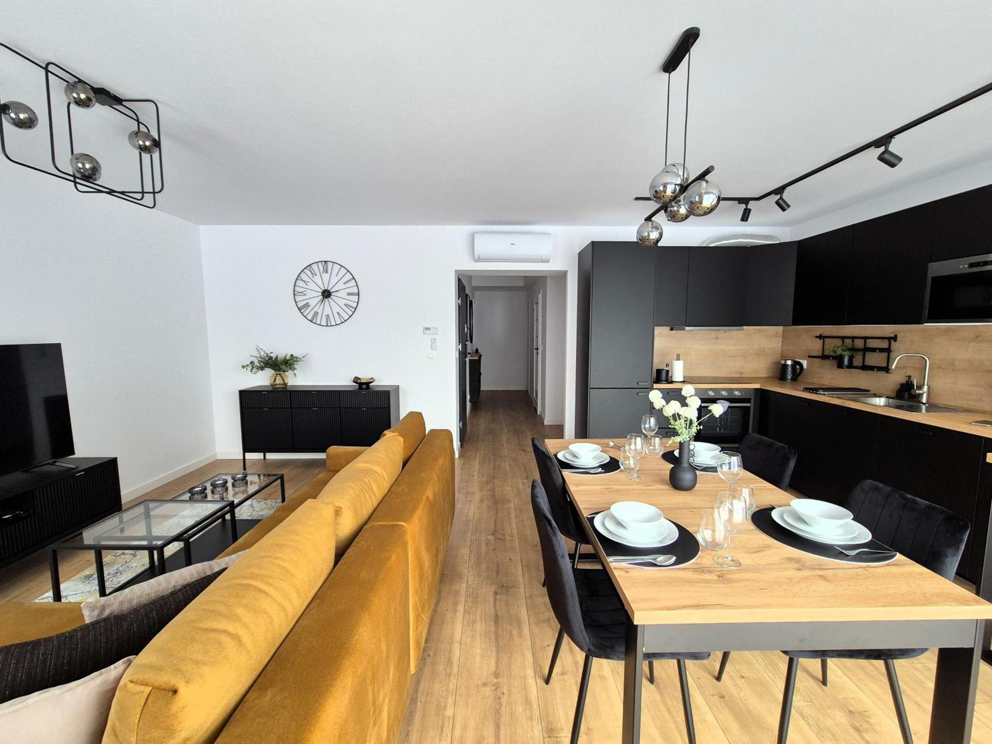 Willa Raclawicka Apartments Познан Екстериор снимка